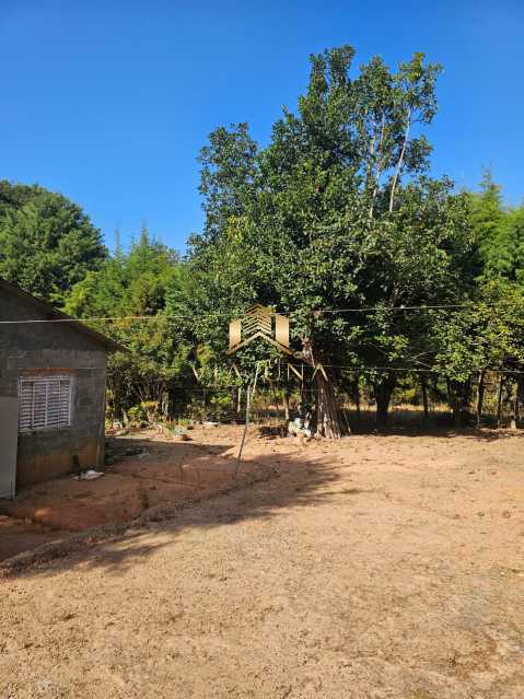 Chácara à venda com 2 quartos, 1000m² - Foto 16