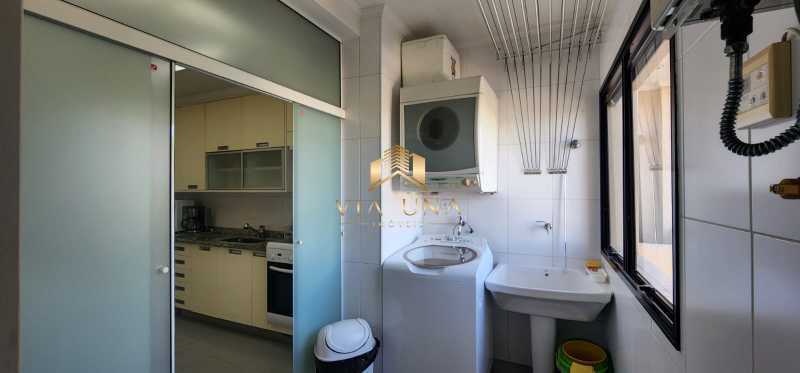 Apartamento à venda com 3 quartos, 107m² - Foto 8