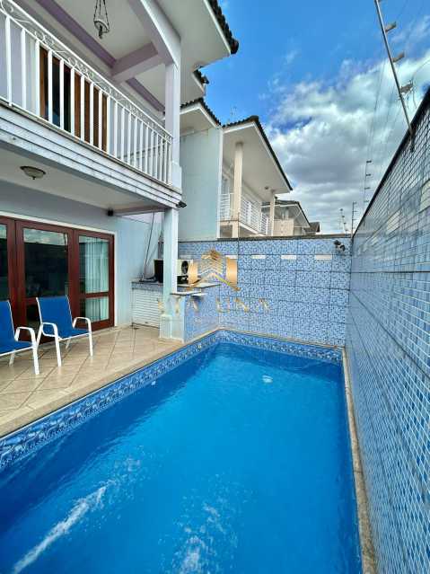 Casa, 4 quartos, 246 m² - Foto 1