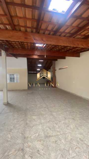 Casa à venda com 5 quartos, 350m² - Foto 2