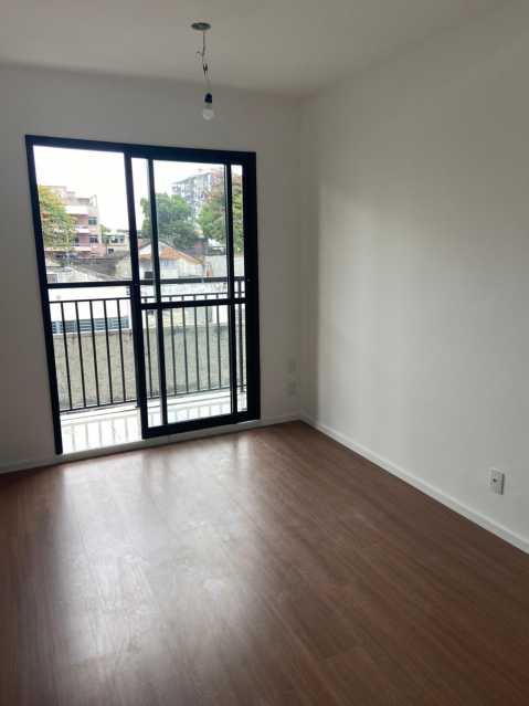 Apartamento à venda com 3 quartos, 60m² - Foto 12