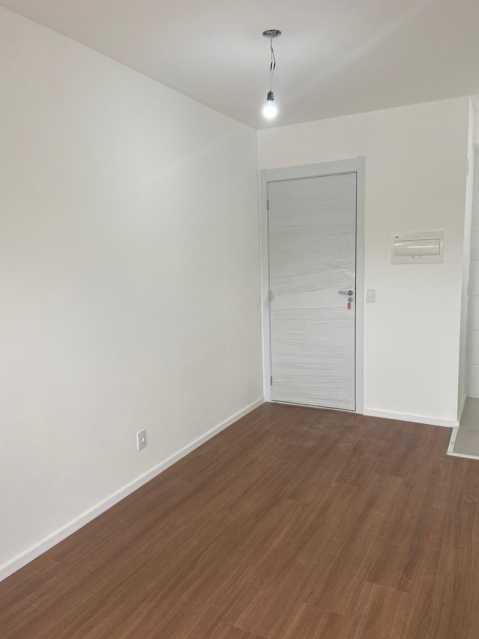 Apartamento à venda com 3 quartos, 60m² - Foto 13