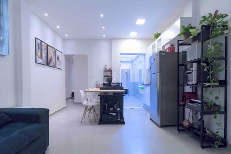 Apartamento à venda com 2 quartos, 73m² - Foto 2