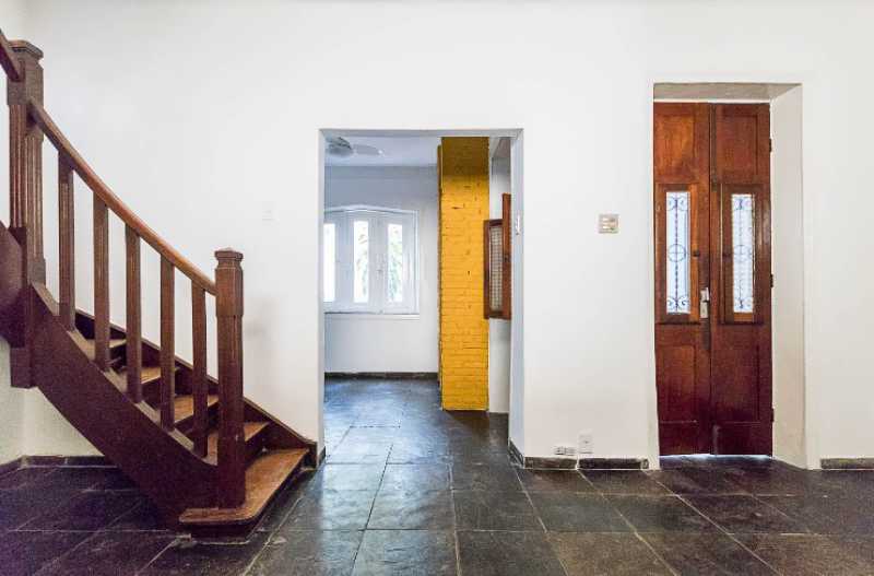 Casa Comercial à venda com 3 quartos, 145m² - Foto 2