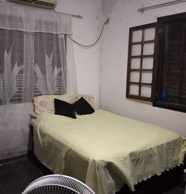 Casa de Condomínio à venda com 3 quartos, 200m² - Foto 3