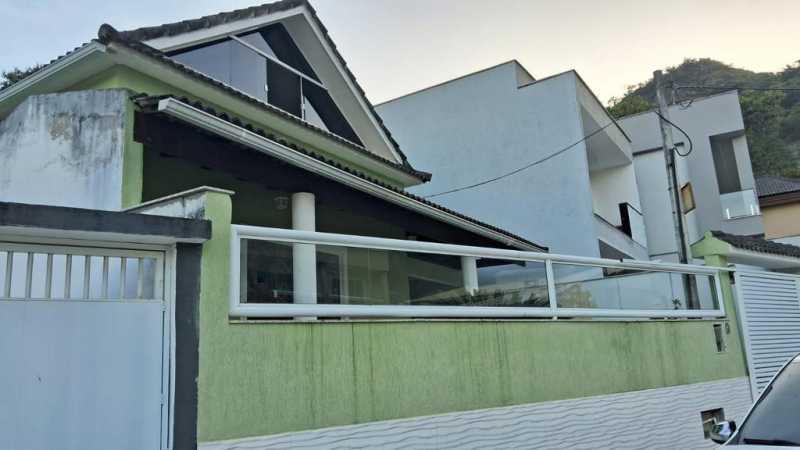 Casa de Condomínio à venda com 4 quartos, 180m² - Foto 16