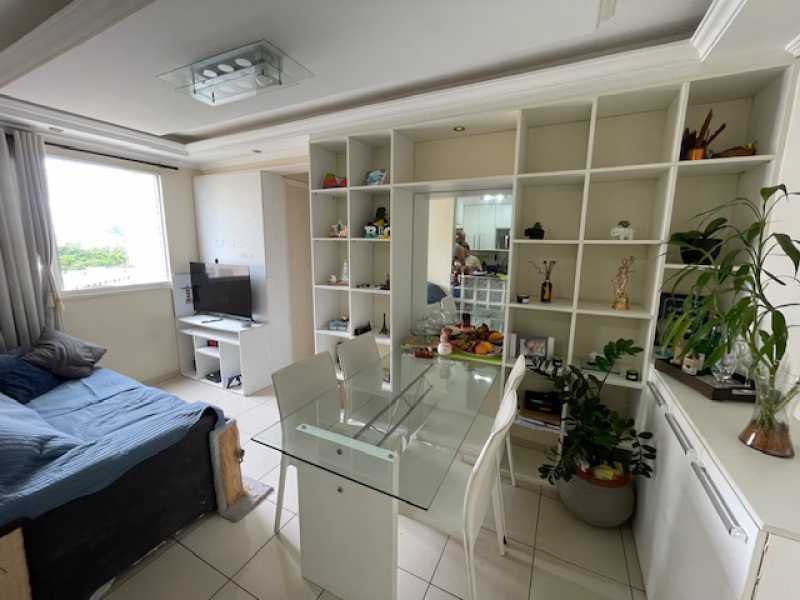 Apartamento à venda com 2 quartos, 48m² - Foto 2