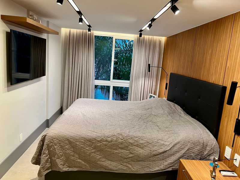 Apartamento à venda com 3 quartos, 155m² - Foto 11