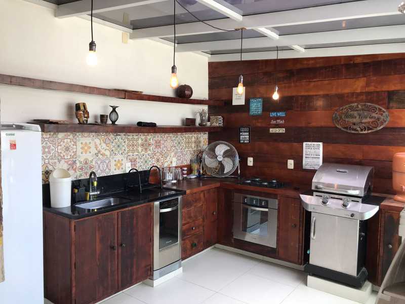 Cobertura à venda com 4 quartos, 203m² - Foto 9