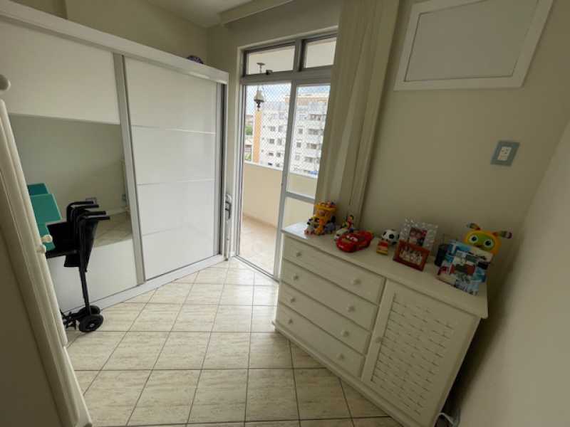 Apartamento à venda com 3 quartos, 81m² - Foto 12