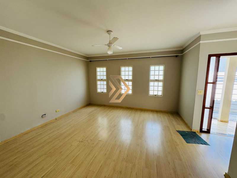 Casa, 4 quartos, 222 m² - Foto 4