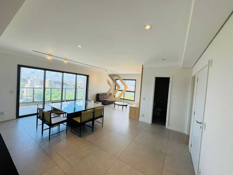 Apartamento, 3 quartos, 160 m² - Foto 1