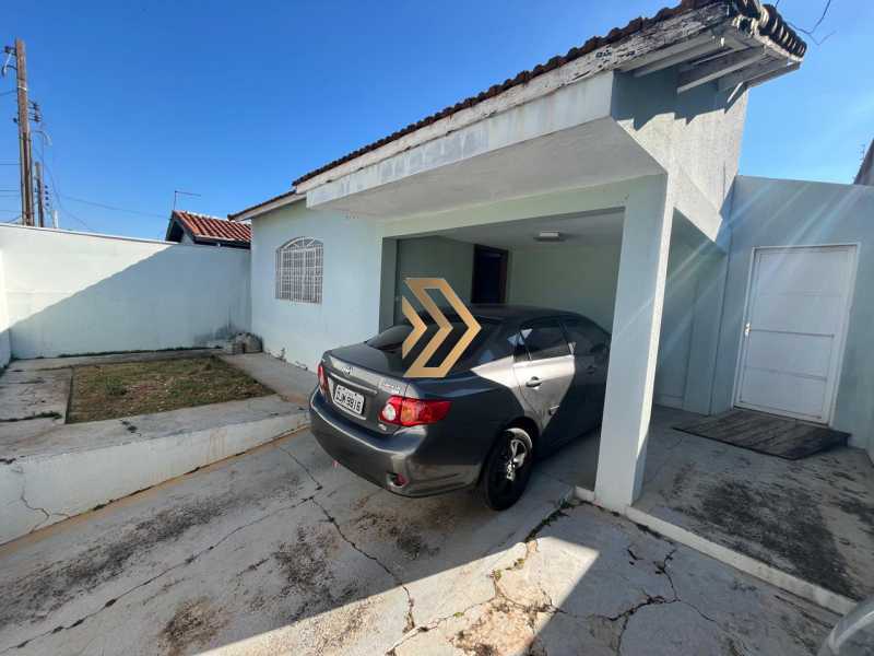 Casa, 6 quartos, 140 m² - Foto 1