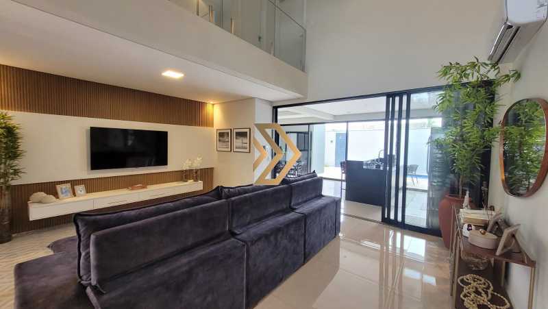 Casa, 3 quartos, 226 m² - Foto 2