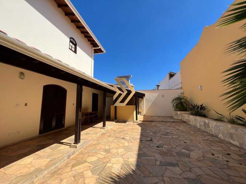 Casa, 3 quartos, 250 m² - Foto 13