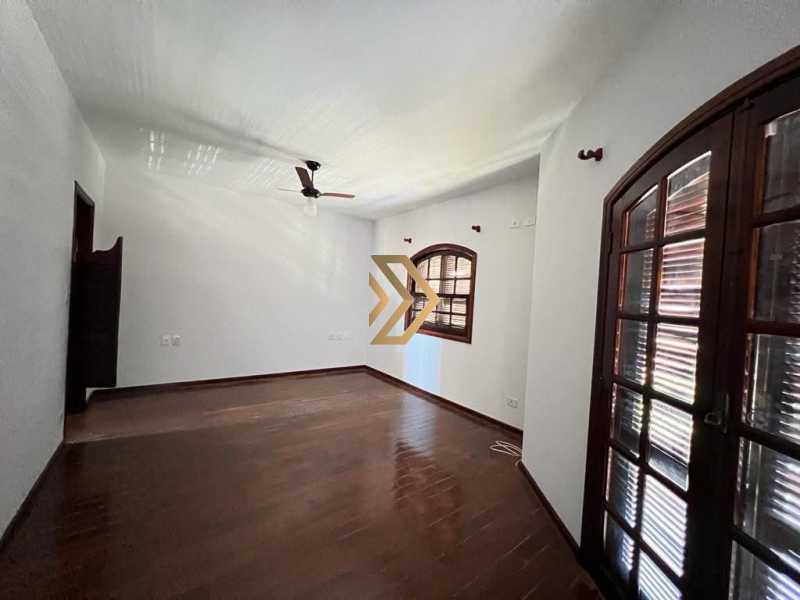 Casa, 3 quartos, 250 m² - Foto 8