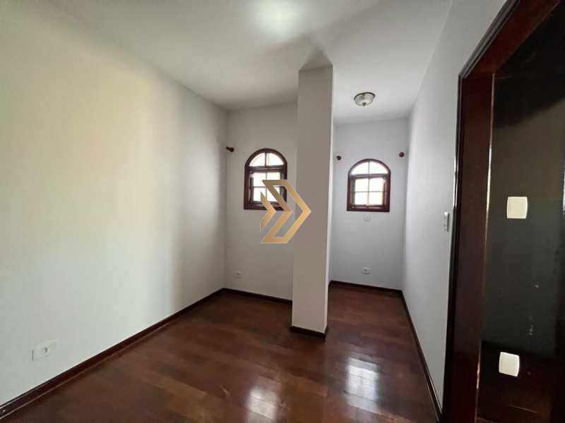 Casa, 3 quartos, 250 m² - Foto 12