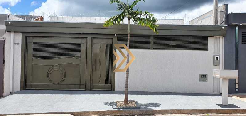 Casa, 1 quarto, 215 m² - Foto 1