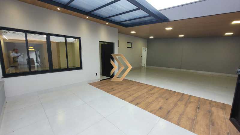 Casa, 3 quartos, 180 m² - Foto 1