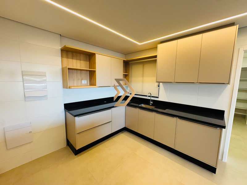 Apartamento, 3 quartos, 150 m² - Foto 9