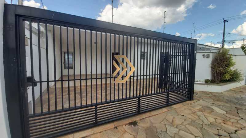 Casa, 1 quarto, 177 m² - Foto 1