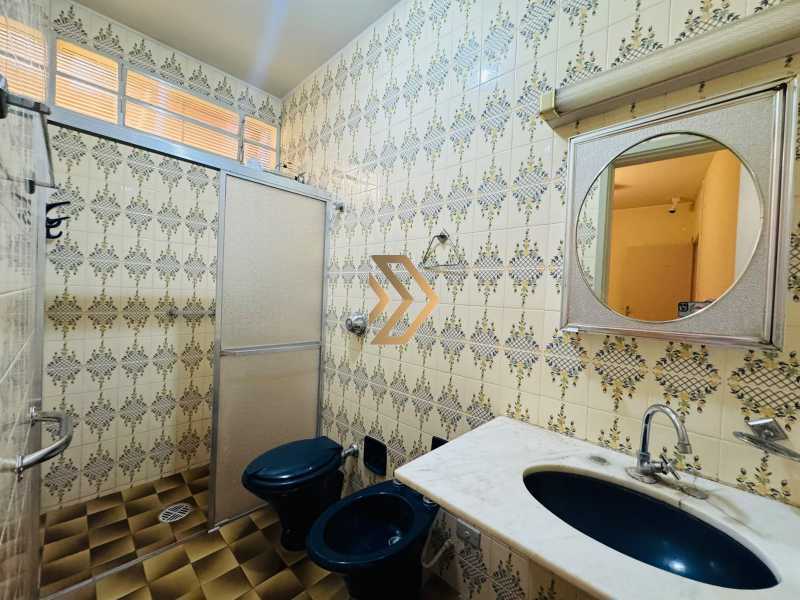 Casa, 4 quartos, 230 m² - Foto 2