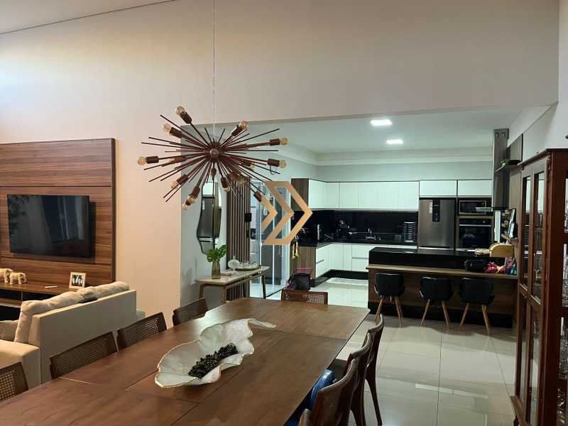 Casa, 3 quartos, 211 m² - Foto 5