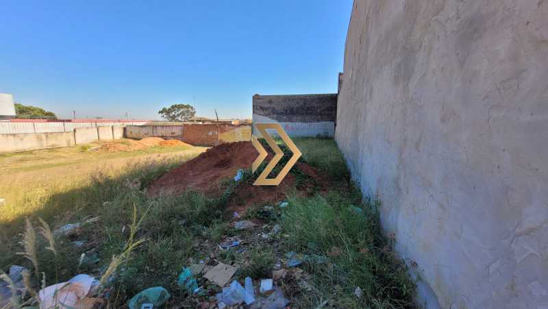 Terreno, 250 m² - Foto 1