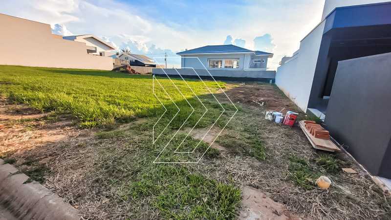 Terreno, 300 m² - Foto 1