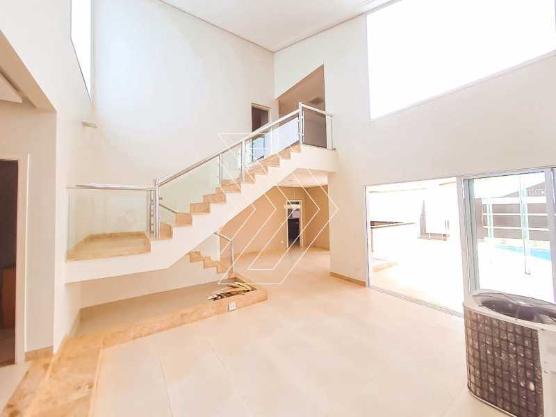 Casa de Condomínio à venda com 3 quartos, 220m² - Foto 2