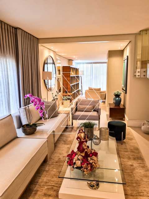 Casa de Condomínio à venda com 4 quartos, 420m² - Foto 1