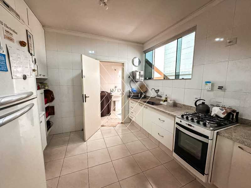 Casa, 3 quartos, 215 m² - Foto 7