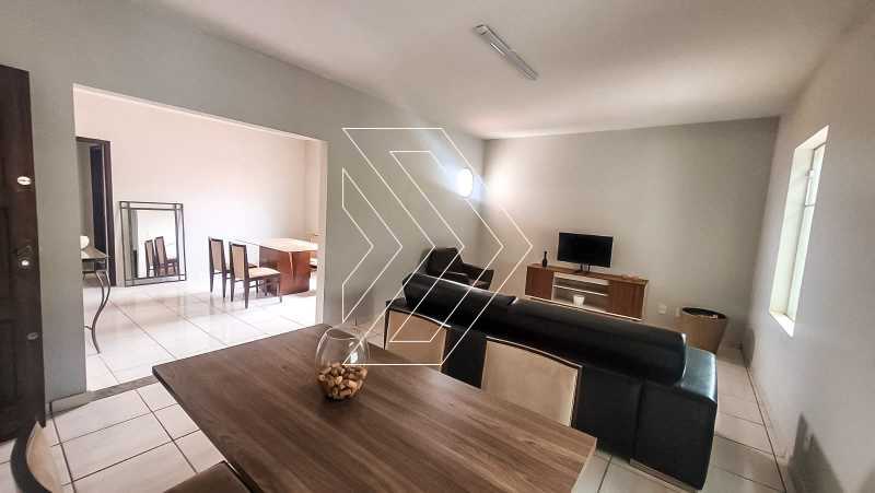 Casa à venda com 3 quartos, 170m² - Foto 1