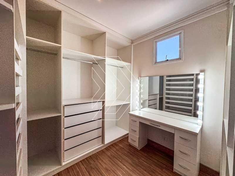Casa de Condomínio à venda com 3 quartos, 240m² - Foto 10