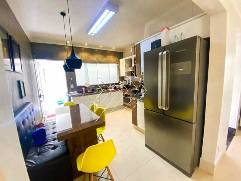 Casa à venda com 3 quartos, 287m² - Foto 8