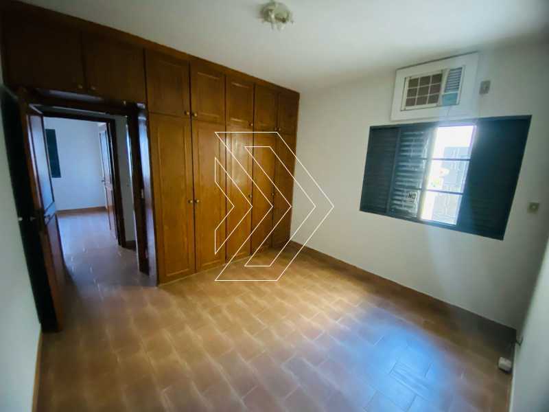 Casa à venda e aluguel com 4 quartos, 200m² - Foto 8