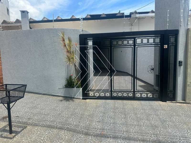 Casa à venda com 3 quartos, 152m² - Foto 2