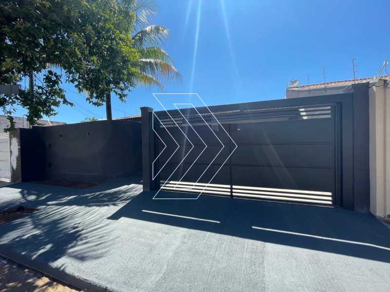 Casa, 3 quartos, 200 m² - Foto 1