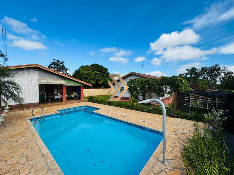 Casa, 3 quartos, 200 m² - Foto 13