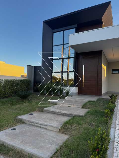 Casa de Condomínio à venda com 3 quartos, 200m² - Foto 2