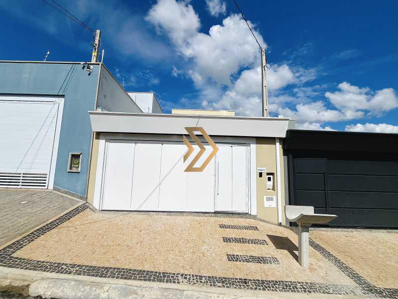 Casa, 3 quartos, 135 m² - Foto 1