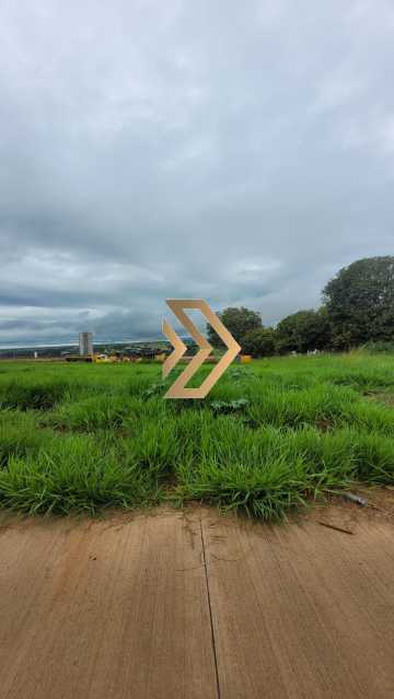 Terreno, 302 m² - Foto 2