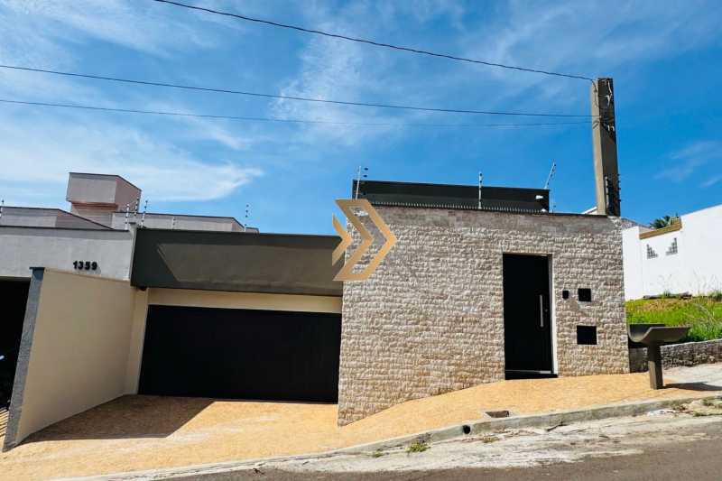 Casa, 3 quartos, 220 m² - Foto 1