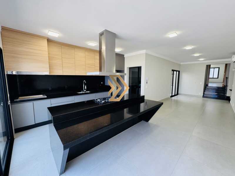 Casa, 3 quartos, 220 m² - Foto 10
