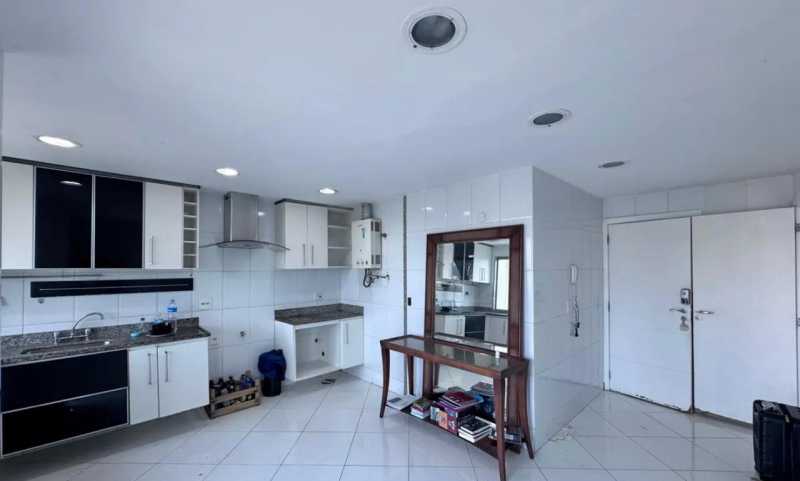 Cobertura, 3 quartos, 250 m² - Foto 4