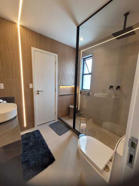 Cobertura, 3 quartos, 253 m² - Foto 19