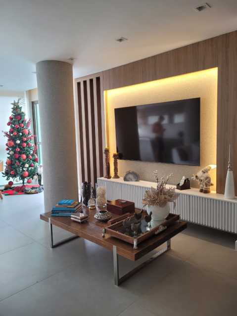 Cobertura, 3 quartos, 253 m² - Foto 12