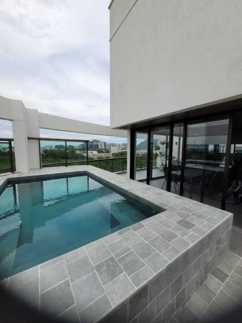 Cobertura, 3 quartos, 253 m² - Foto 6