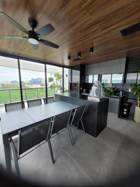 Cobertura, 3 quartos, 253 m² - Foto 9