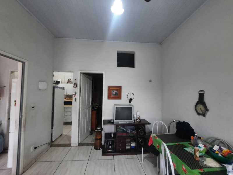 Casa à venda com 1 quarto, 42m² - Foto 5